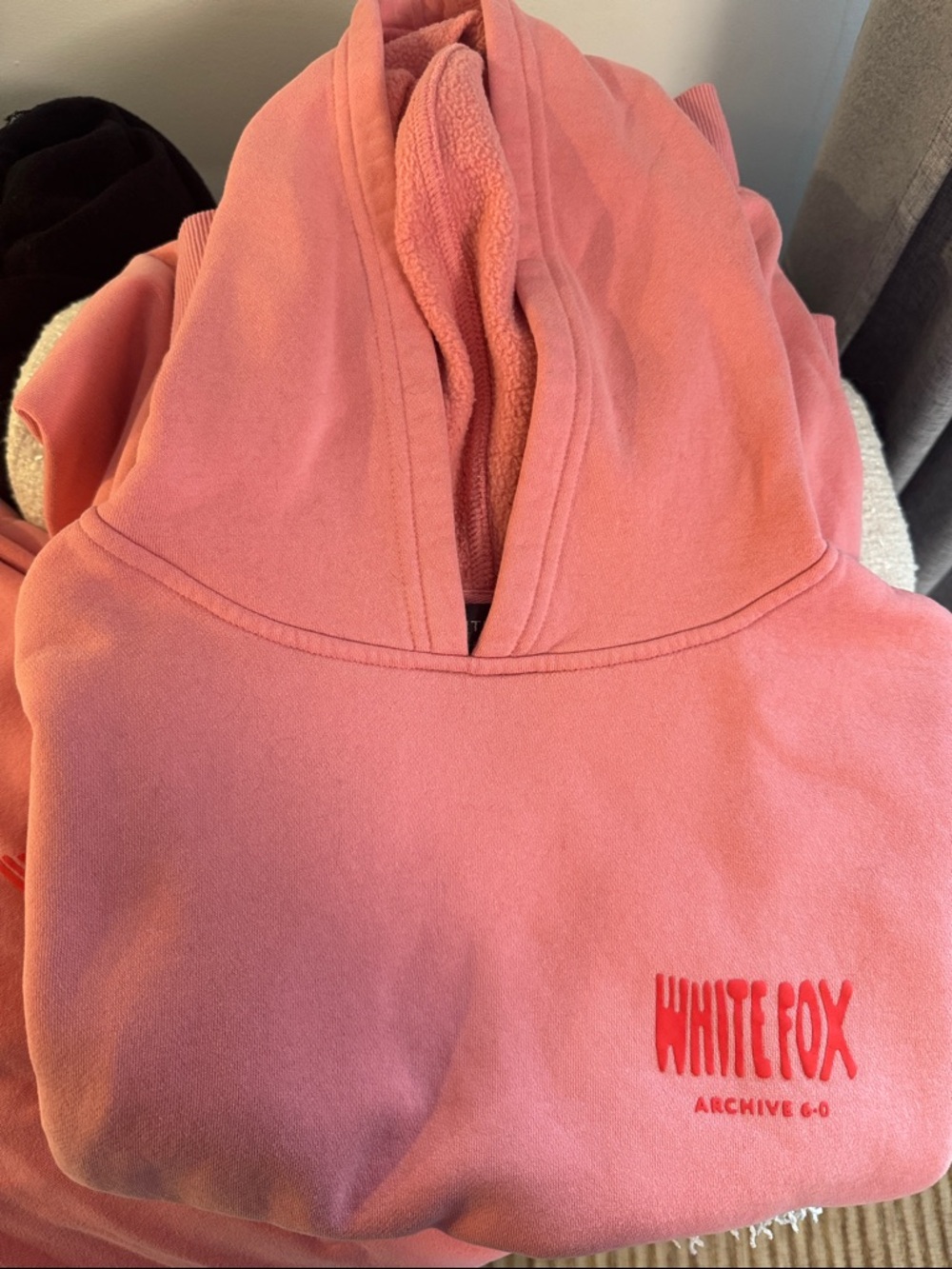 White fox like new Women’s Pink Hoodie and sweats  - Archive 6.0